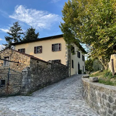 Residenza Il Palazzo Dal 1894 * Pugliano (Lucca)